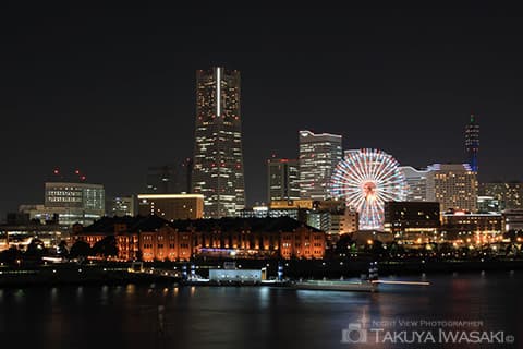 横浜・大桟橋の夜景