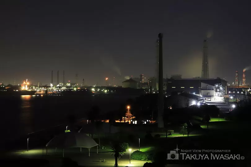 袖ヶ浦海浜公園の工場夜景スポット写真（1）