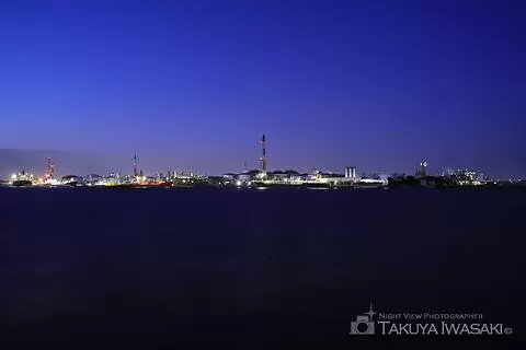 東扇島東公園の工場夜景スポット写真（2）class=