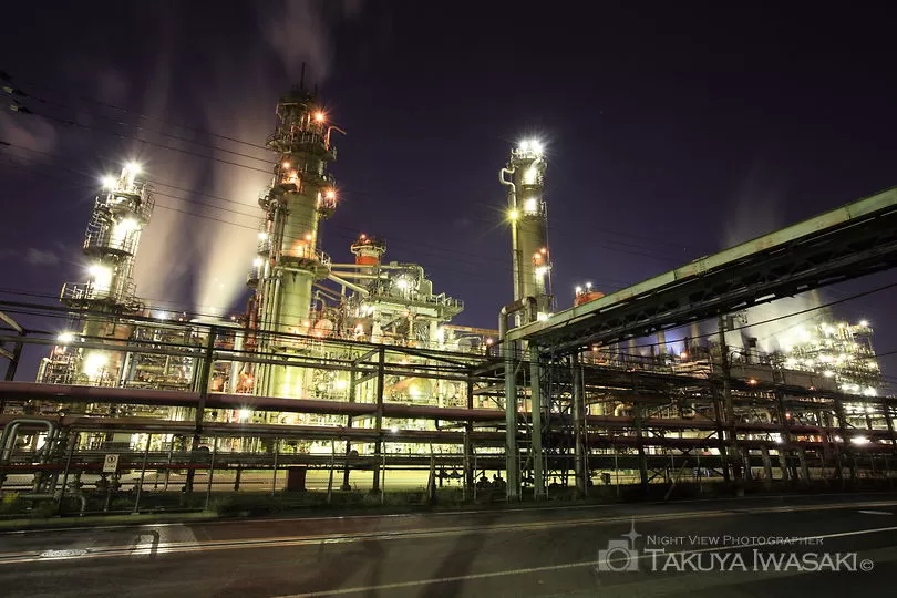 浮島町 貨物ヤード前の工場夜景スポット写真（1）