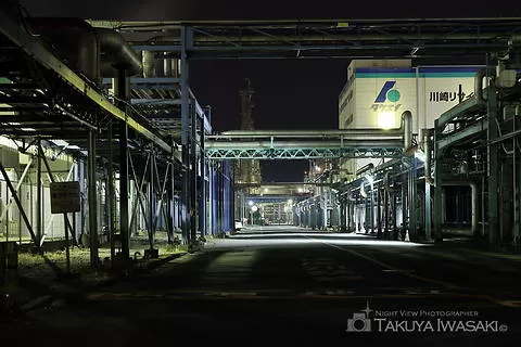 浮島町 貨物ヤード前の工場夜景スポット写真（5）class=