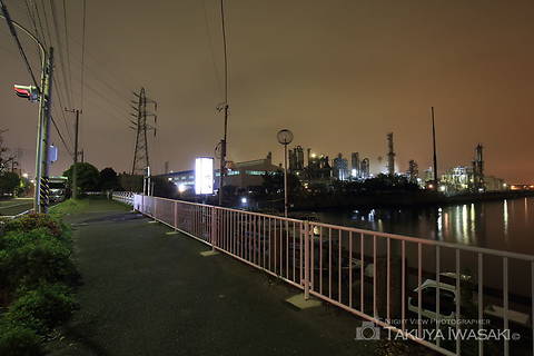 汐留橋の工場夜景スポット写真（4）class=