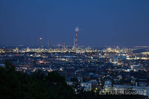 垂坂公園・羽津山緑地の工場夜景スポット写真（1）class=