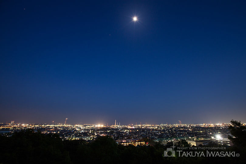 垂坂公園・羽津山緑地の工場夜景スポット写真（2）