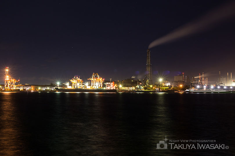 港公園の工場夜景スポット写真（3）