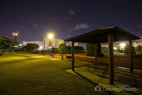 港公園の工場夜景スポット写真（6）class=