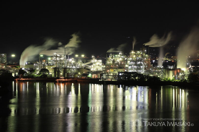 周南大橋の工場夜景スポット写真（2）