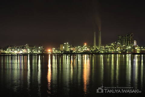 晴海親水公園の工場夜景スポット写真（1）class=