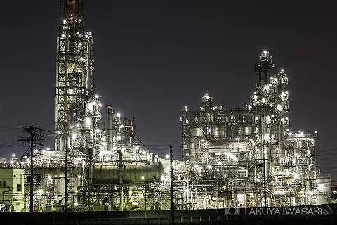 昭和四日市石油南側の工場夜景スポット写真（2）class=