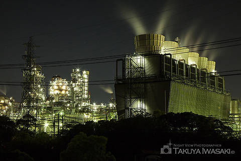昭和四日市石油南側の工場夜景スポット写真（5）class=