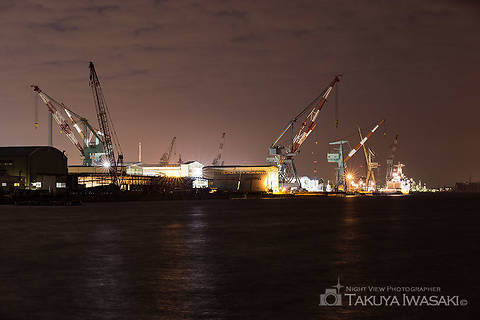 杉田臨海緑地の工場夜景スポット写真（2）class=