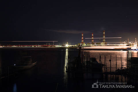 新浜の工場夜景スポット写真（3）class=