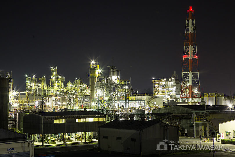 日永跨線橋の工場夜景スポット写真（2）