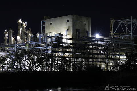 入道樋門公園の工場夜景スポット写真（3）class=