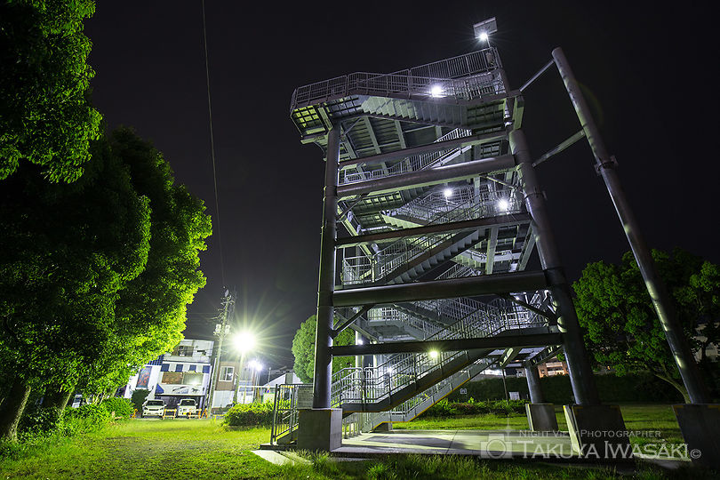鈴川港公園の工場夜景スポット写真（4）