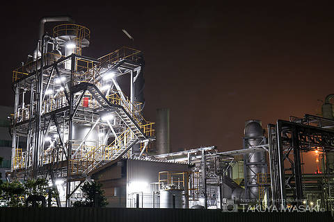 千鳥橋手前の工場夜景