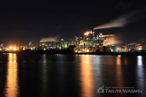 西港町の工場夜景スポット写真（1）class=