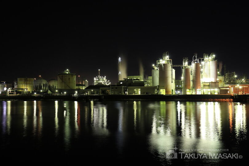徳山海上保安部前の工場夜景スポット写真（4）