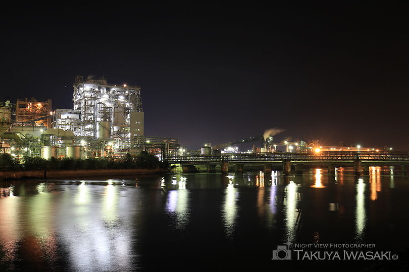 三笹町の工場夜景スポット写真（2）