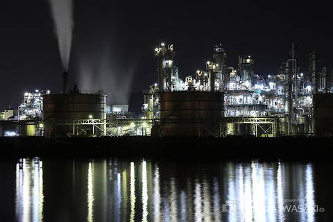 小方港の工場夜景