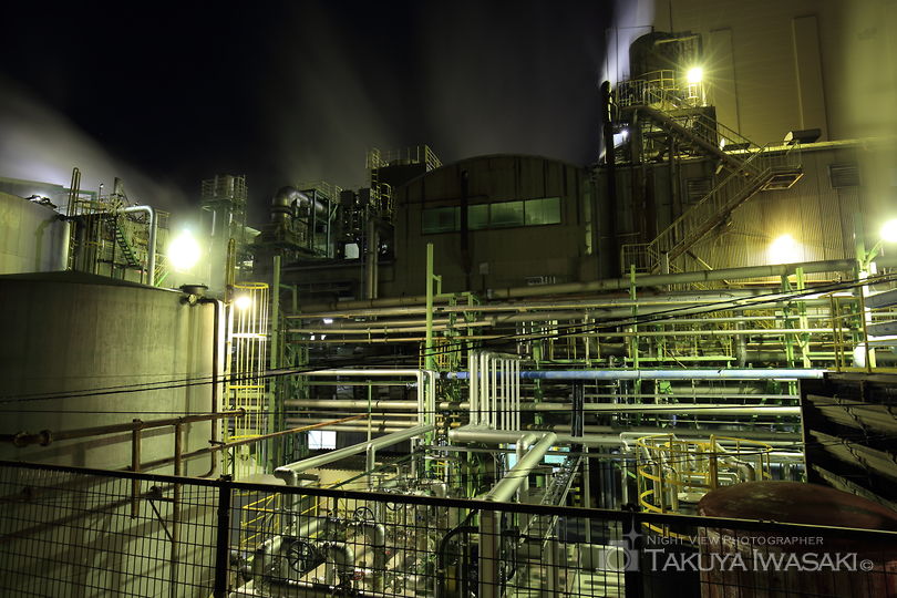 レンゴー（株）尼崎工場前の工場夜景スポット写真（3）