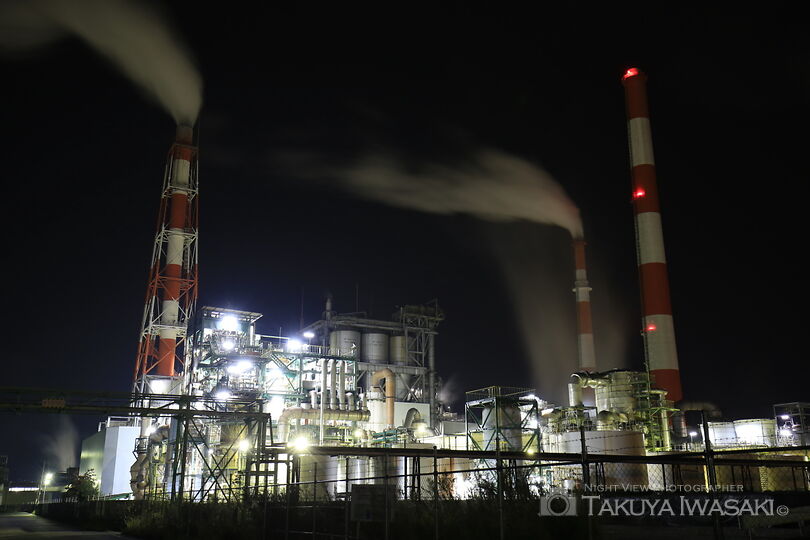 三菱レイヨン・大竹事業所付近の工場夜景スポット写真（1）
