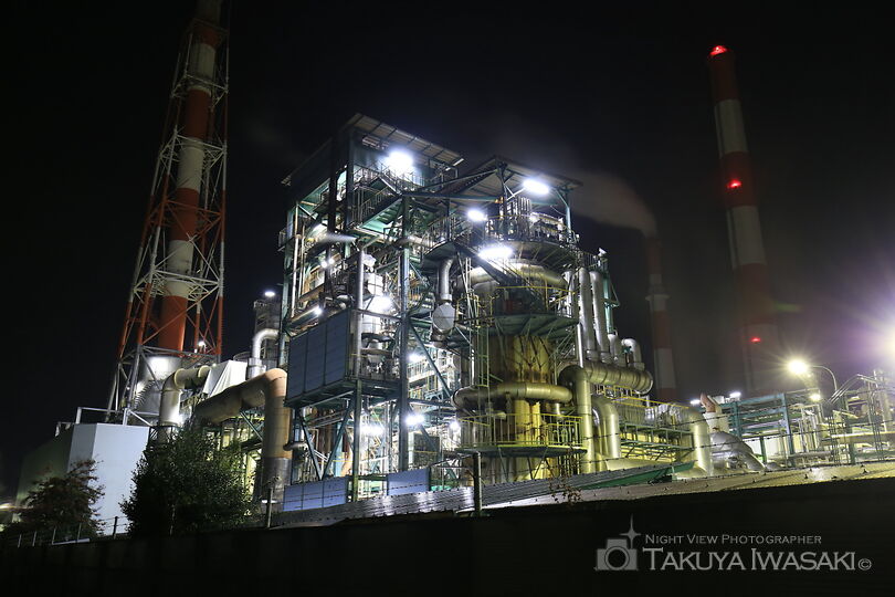 三菱レイヨン・大竹事業所付近の工場夜景スポット写真（2）