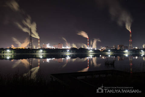 神之池緑地公園の工場夜景スポット写真（1）class=