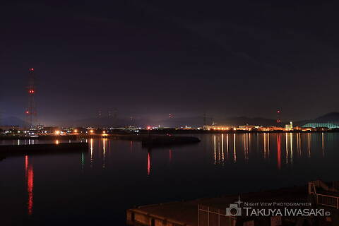 灘浜大橋の工場夜景スポット写真（3）class=