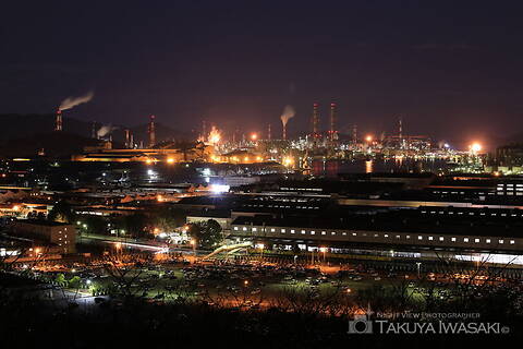 亀島山花と緑の丘公園 展望広場の工場夜景スポット写真（2）class=