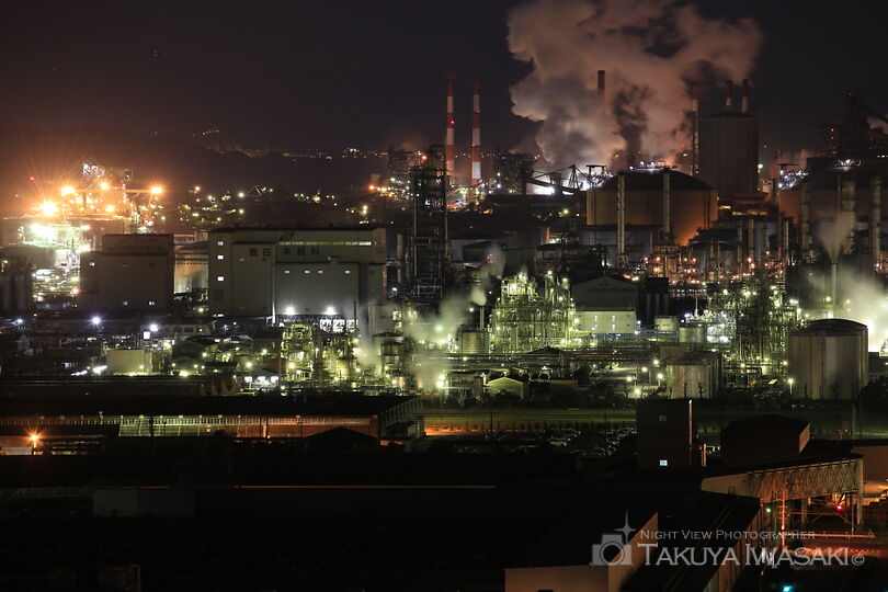 亀島山花と緑の丘公園 展望広場の工場夜景スポット写真（4）