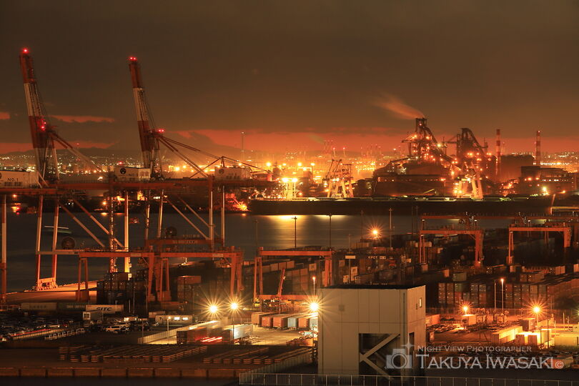川崎マリエンの工場夜景スポット写真（2）