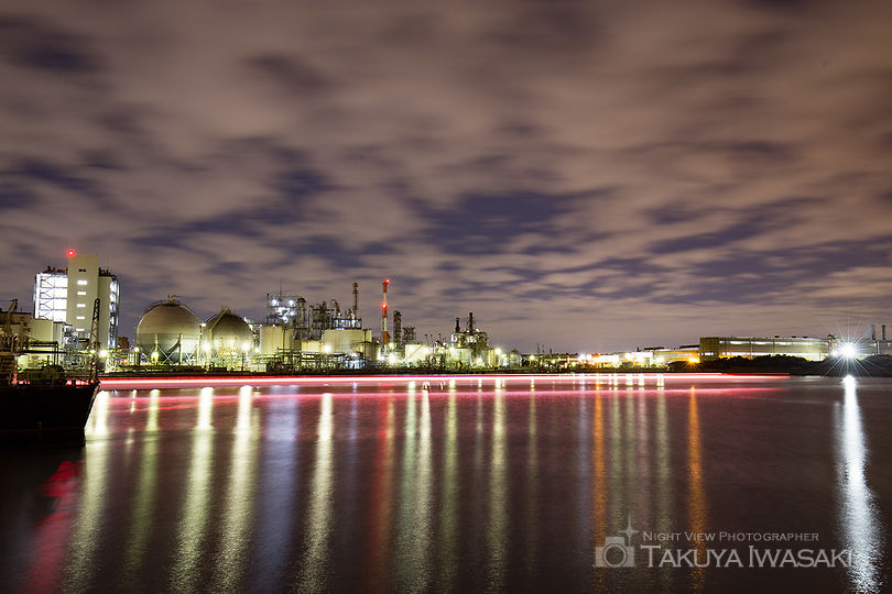 千鳥町 三菱化学物流前の工場夜景スポット写真（3）