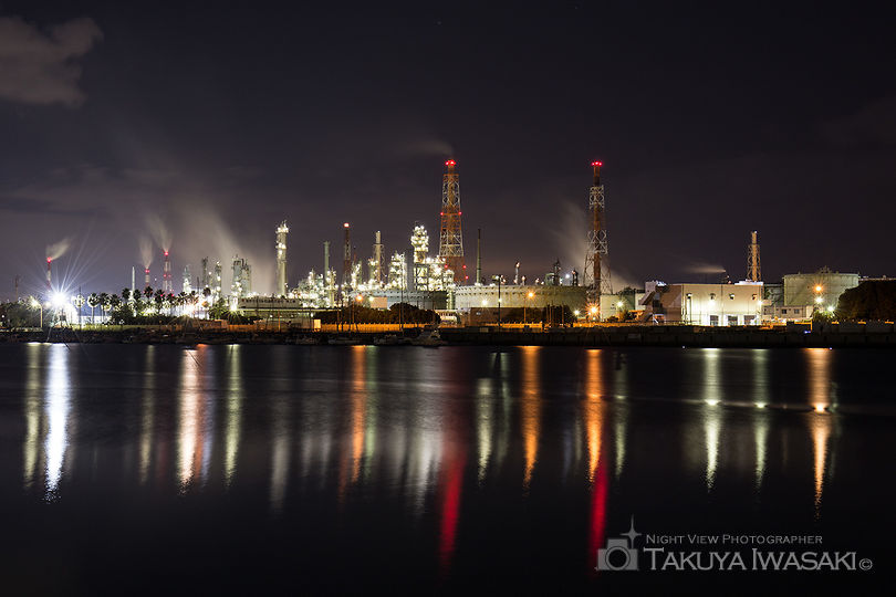 石津漁港の工場夜景スポット写真（2）