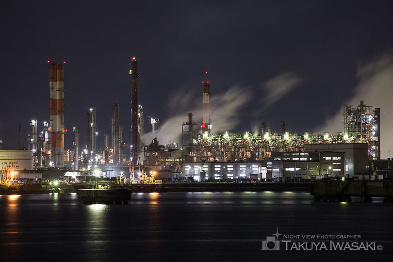  築港浜寺西町の工場夜景スポット写真（2）