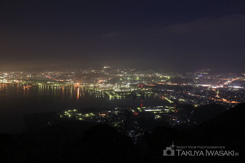 太華山の工場夜景スポット写真（1）