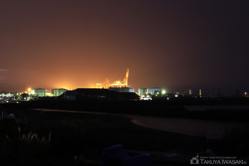 黒井漁港の工場夜景スポット写真（5）