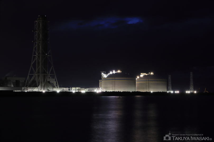 黒井突堤の工場夜景スポット写真（2）