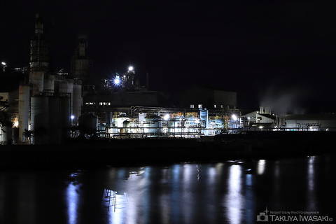 みなと大橋の工場夜景スポット写真（2）class=