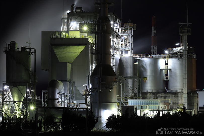 みなと大橋の工場夜景スポット写真（3）