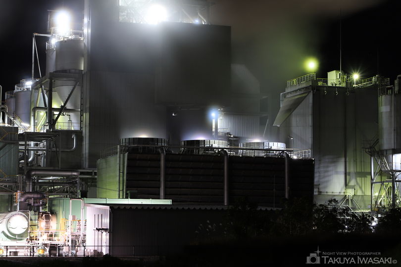 藤原川土手の工場夜景スポット写真（2）