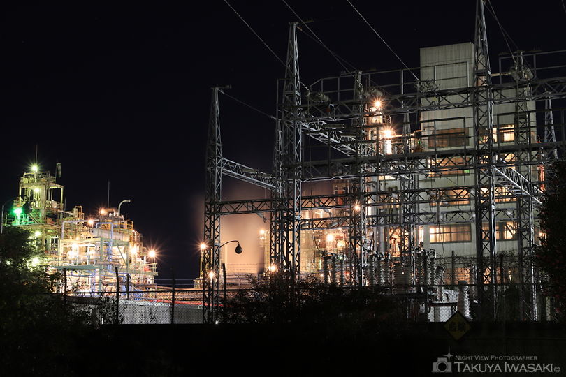 西部工業団地緑地の工場夜景スポット写真（1）