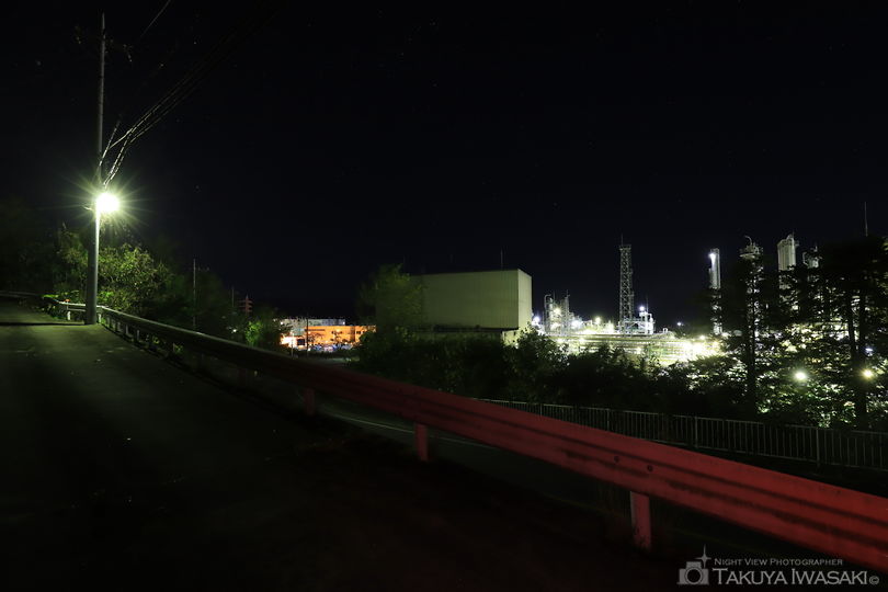 県道194号沿いの工場夜景スポット写真（5）