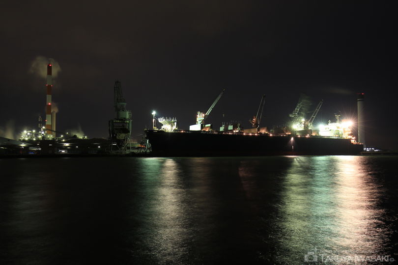 川之江町の工場夜景スポット写真（1）