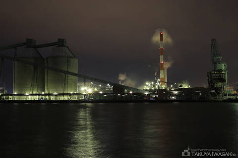 川之江町の工場夜景