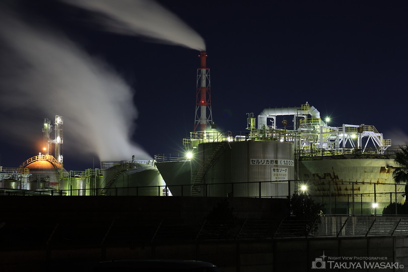 東播磨港高砂西防波堤灯台の工場夜景スポット写真（5）