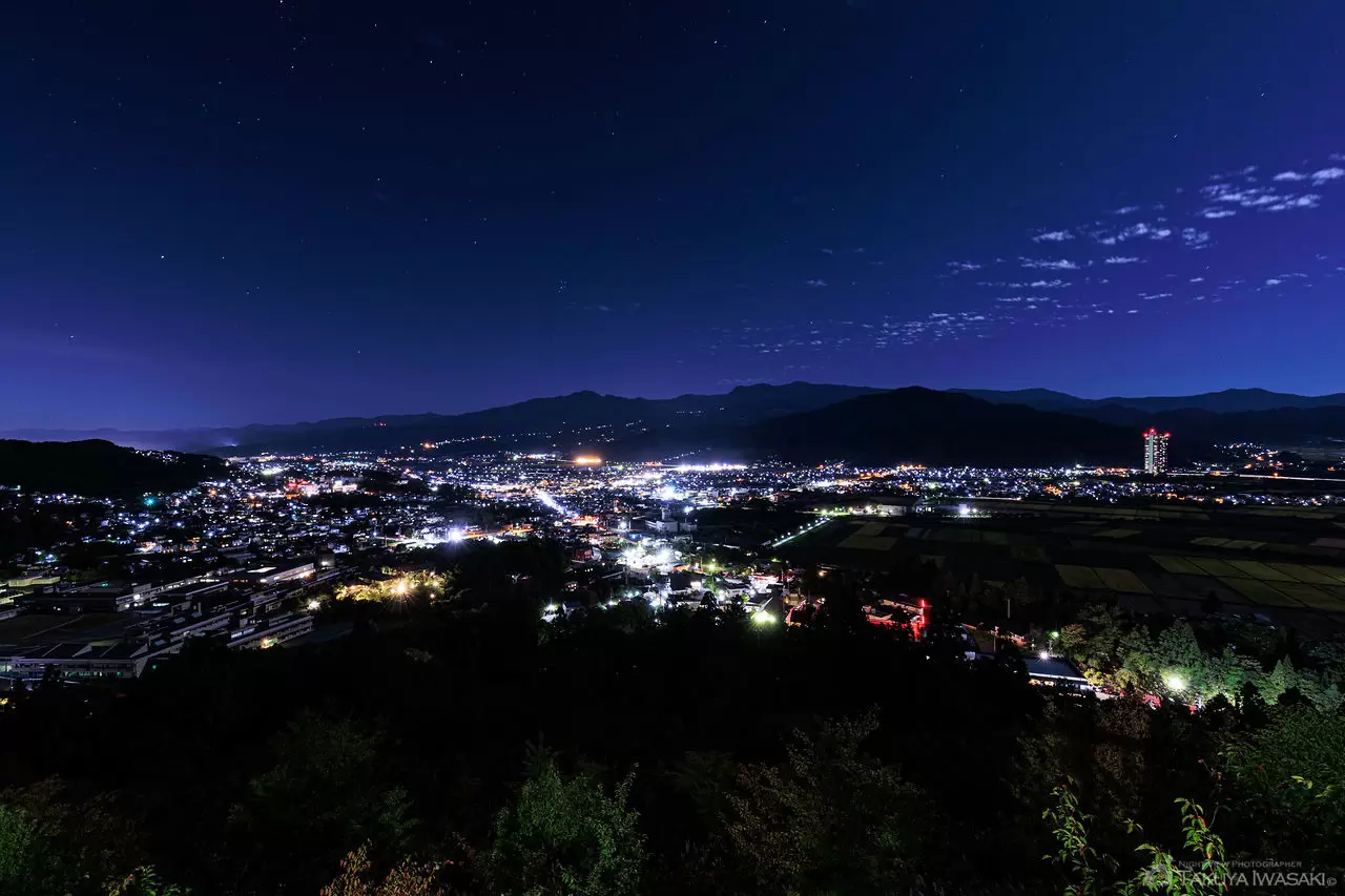 憧景 花咲山展望台の夜景（山形県上山市）