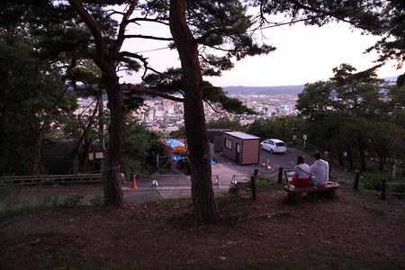 信夫山 第一展望台の夜景スポット写真（4）class=