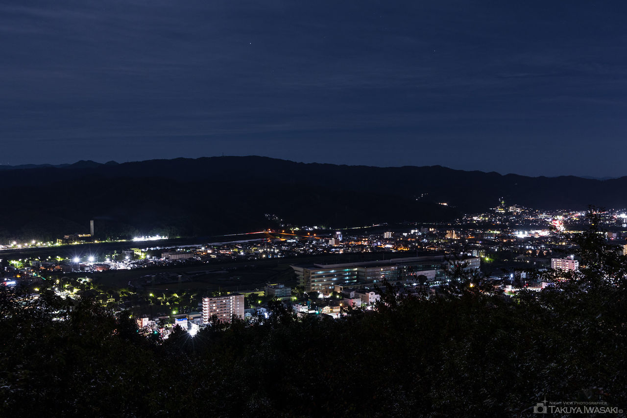 信夫山 第二展望台の夜景スポット写真（2）