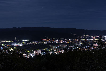 信夫山 第二展望台の夜景スポット写真（2）class=